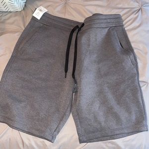 Grey thick short